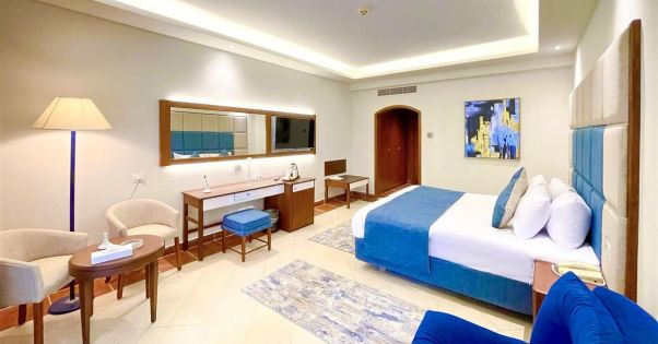 IVY CYRENE ISLAND AQUA PARK RESORT