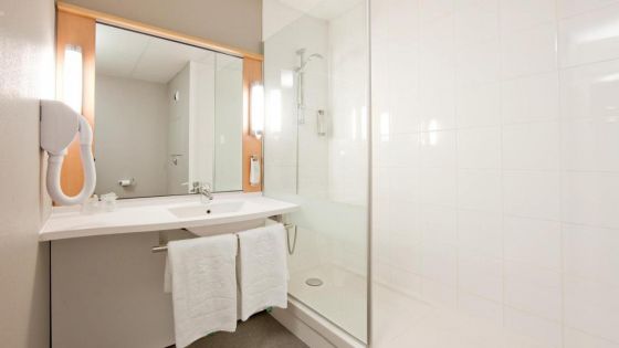 Ibis Paris Pantin Eglise
