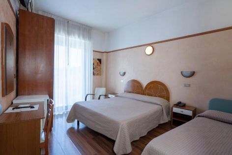 HOTEL BRITANNIA