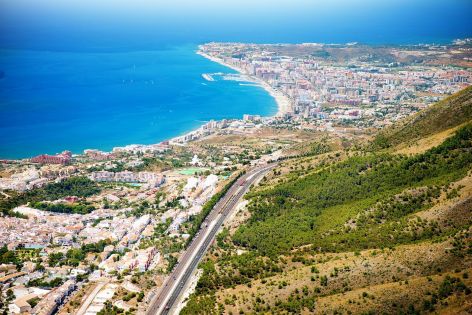 НОВА ГОДИНА 2027 В СЛЪНЧЕВА АНДАЛУСИЯ, КОСТА ДЕЛ СОЛ, ИСПАНИЯ